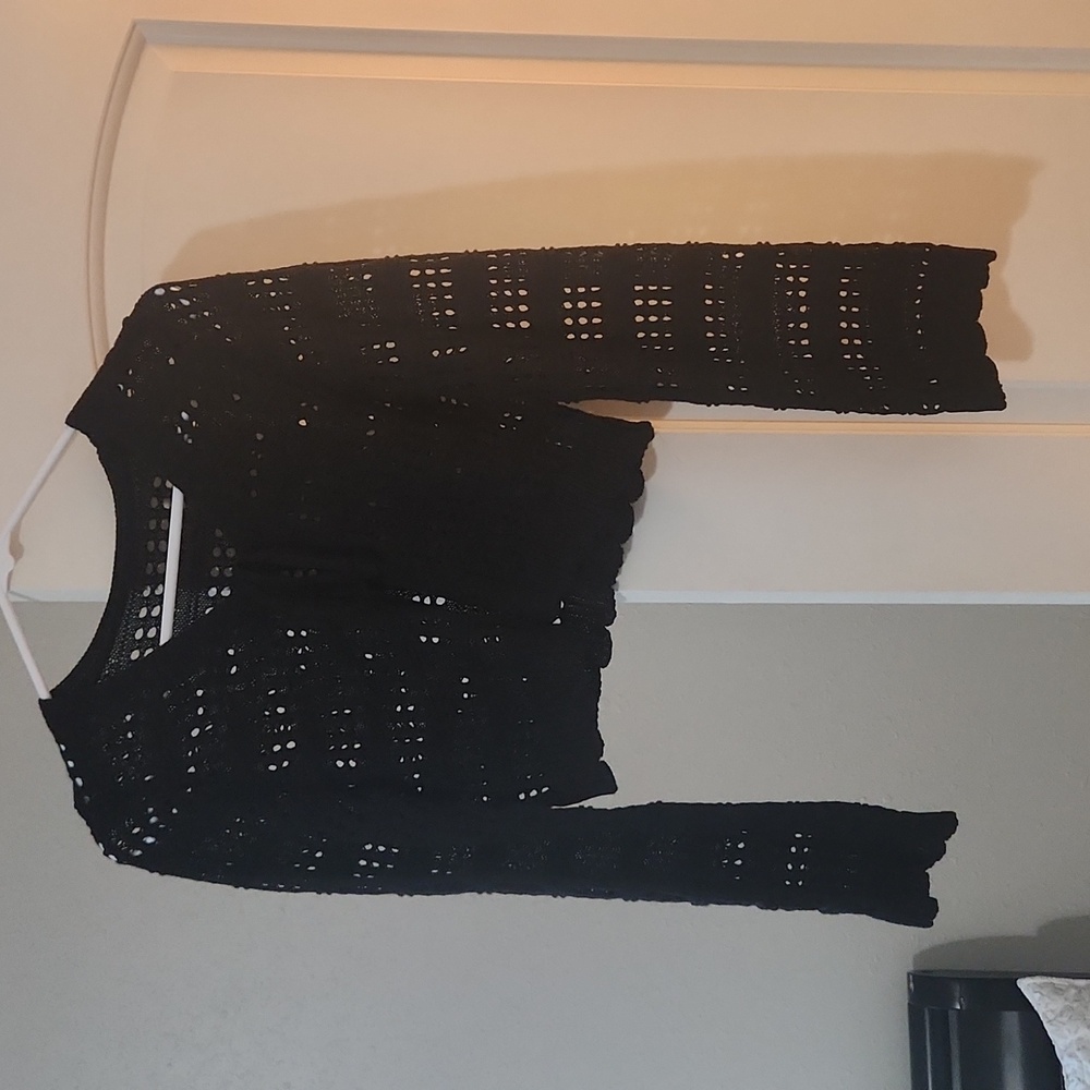 SHEIN Black Cropped Knit Sweater